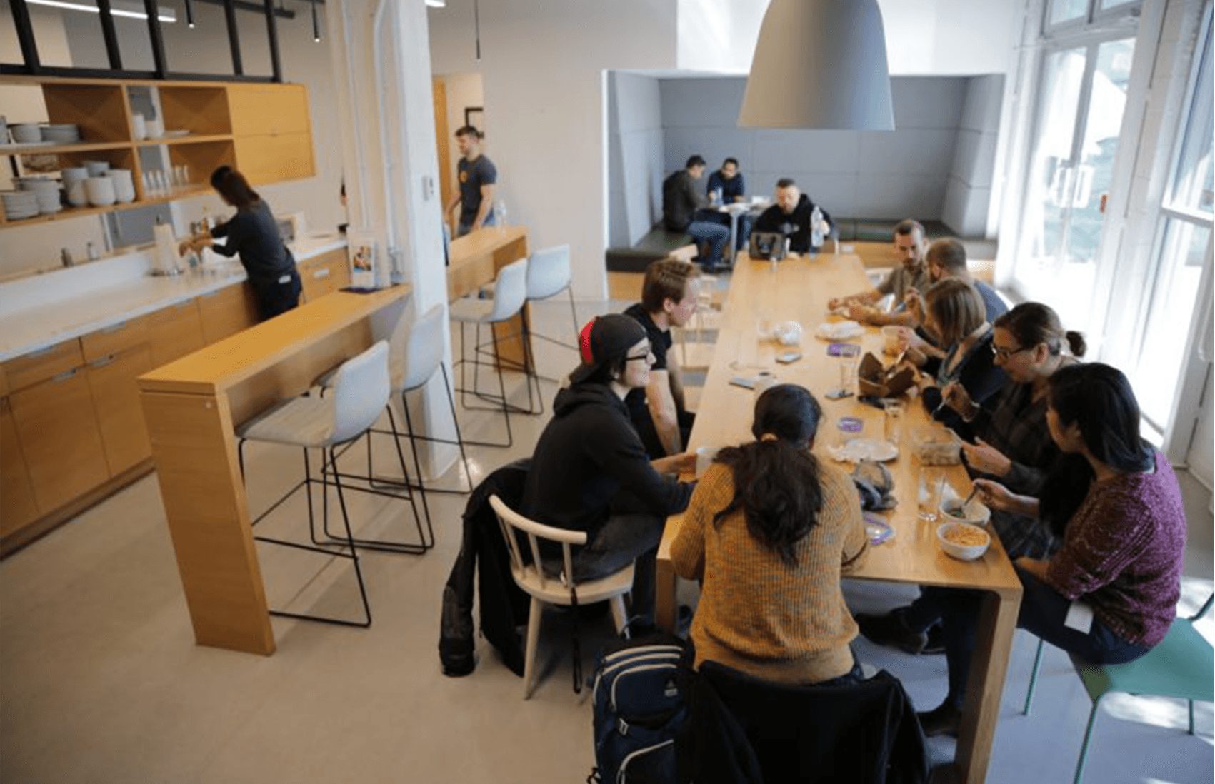 WE ACKNOWLEDGE THE TRADITIONAL OWNERS AND CUSTODIANS OF THE LANDS WHERE DNEG OPERATES